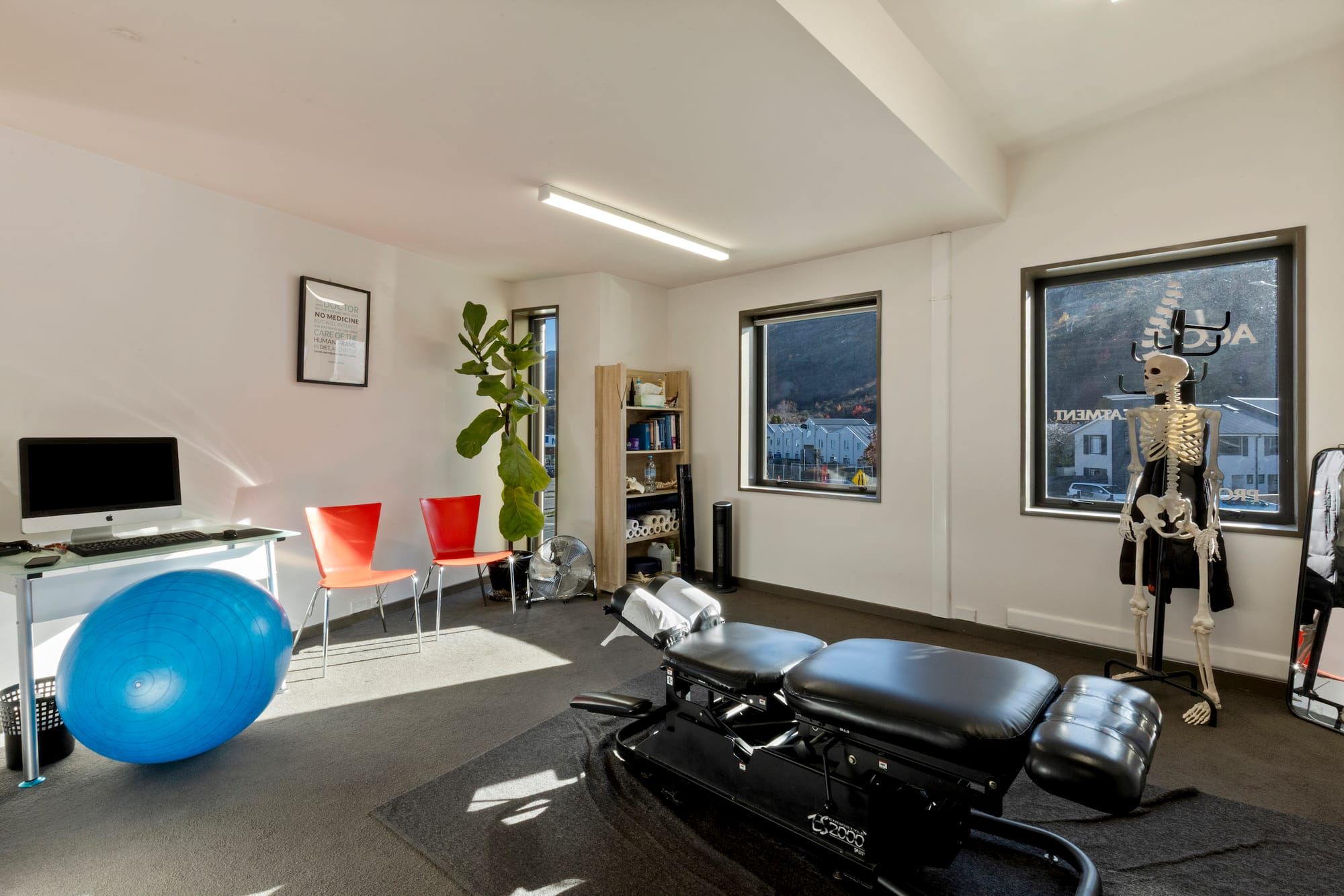 The treatment room, with the table and the window